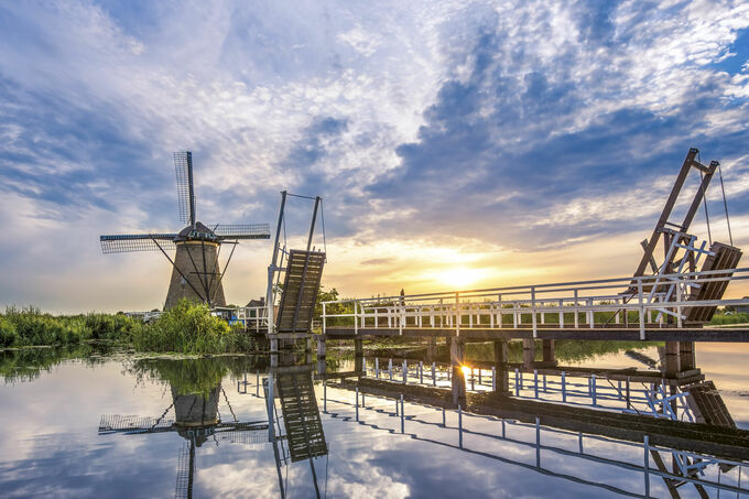 Kinderdijk sunset