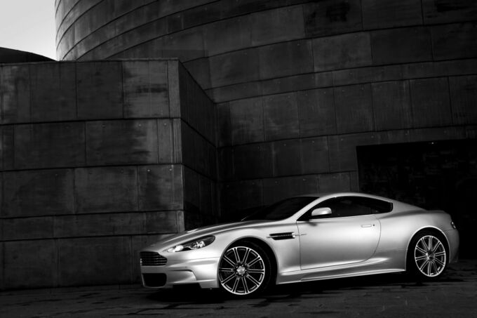 Aston Martin DBS