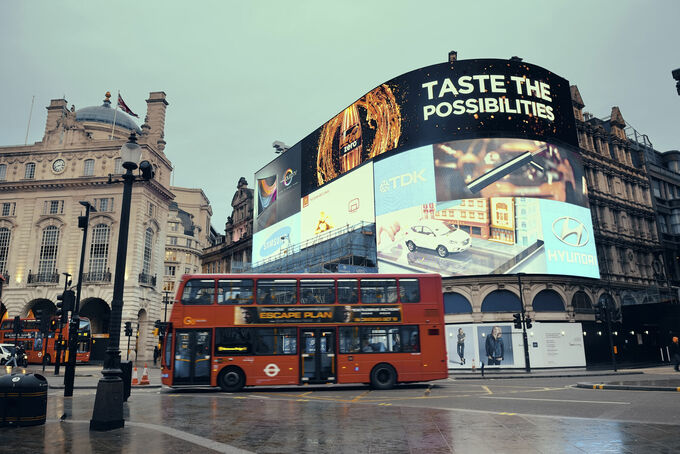 Piccadilly Circus