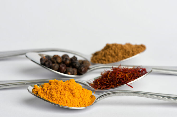 Spices on spoons