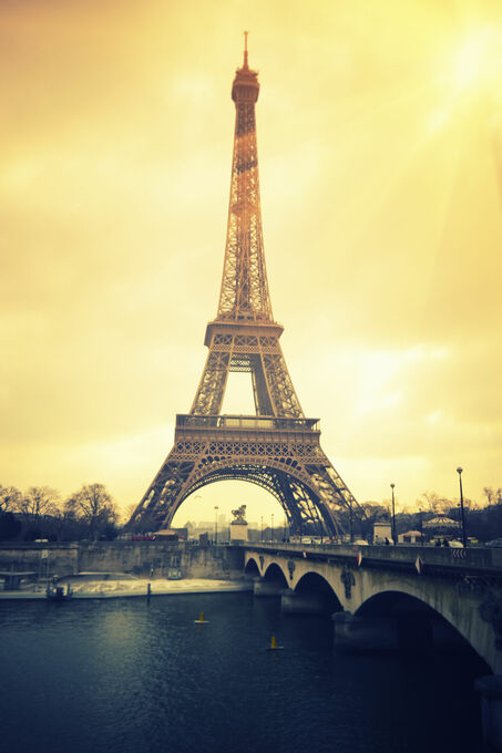 Tour Eiffel and Seine