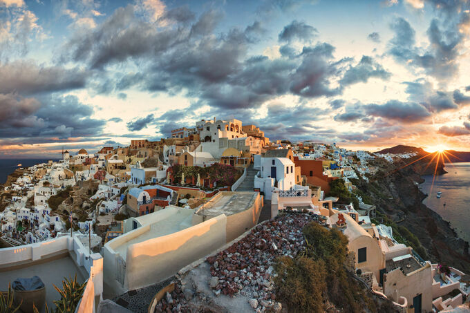 Sunrise over Oia in Santorini