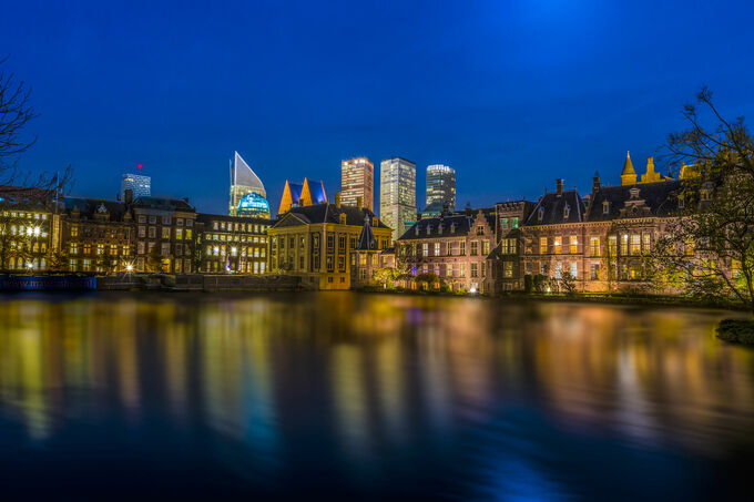 Binnenhof en skyline